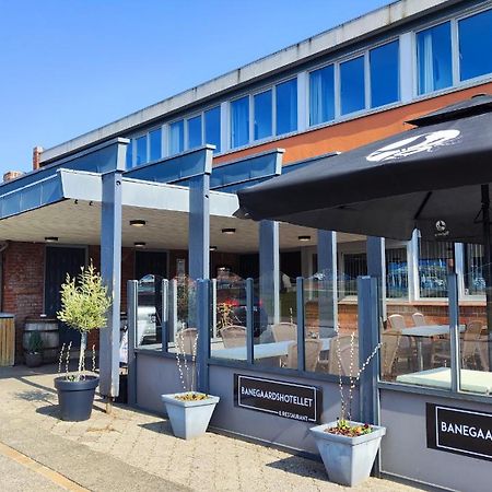 Banegaardshotellet Vojens Zewnętrze zdjęcie