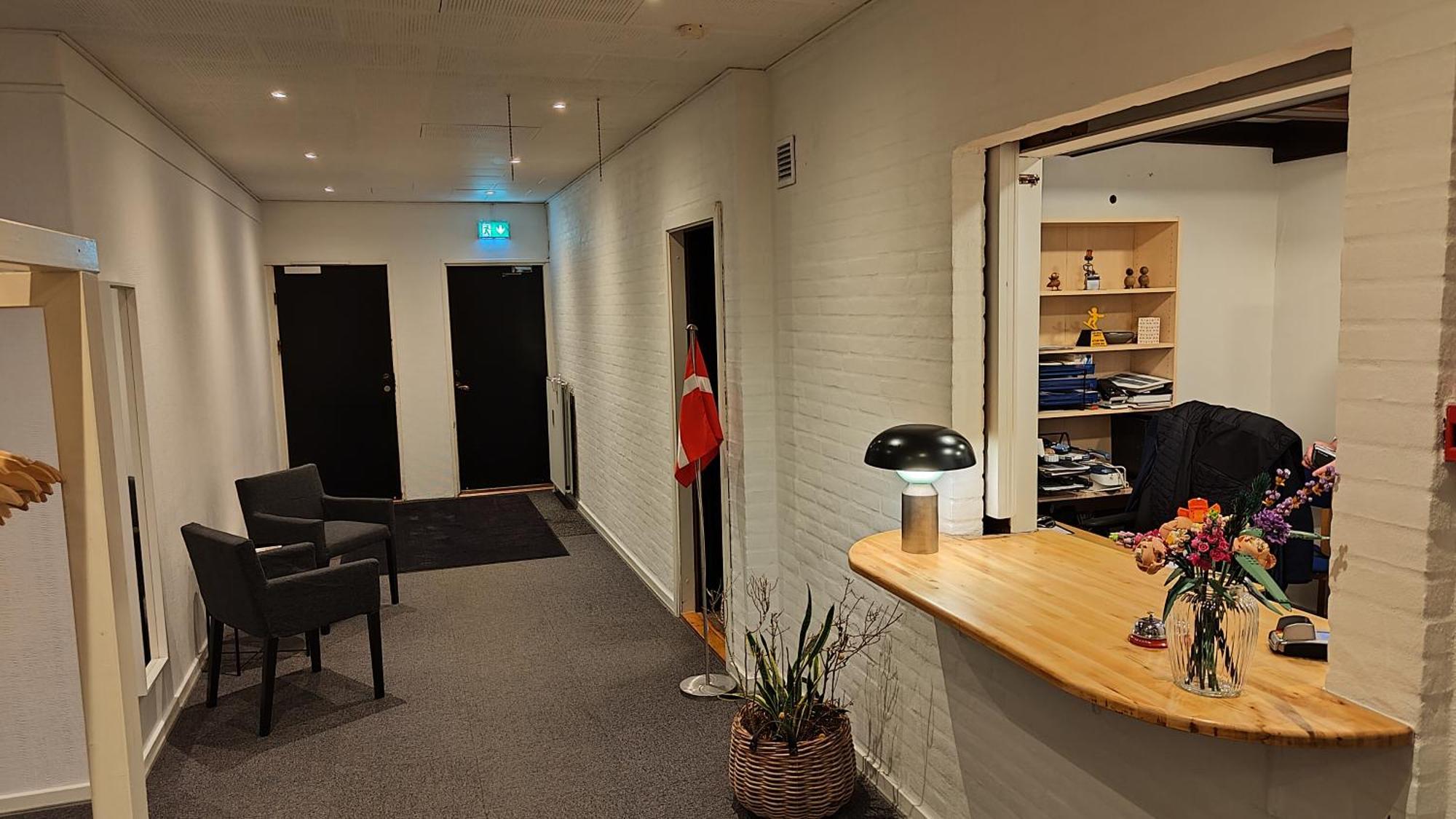 Banegaardshotellet Vojens Zewnętrze zdjęcie